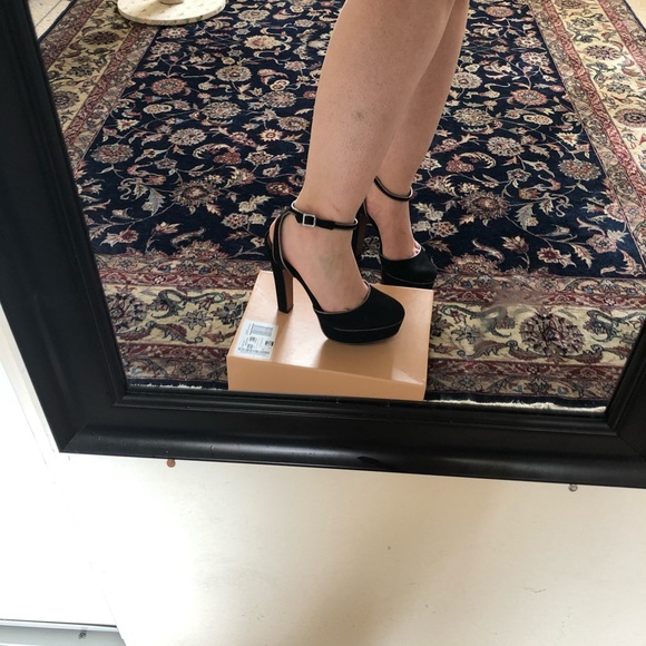 MaryJane Platforms - Picture 6 of 7